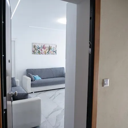 Fortuna Qyra - Luminoso A Due Passi Dalla Apartment